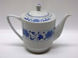 Visa detaljer för Asiatische Porzellan Teekanne 19./20. Jh., blaumalerei Bild av Asiatische Porzellan Teekanne 19./20. Jh., blaumalerei