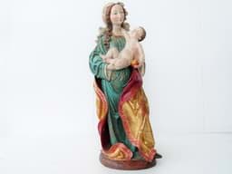 Afbeelding van Heiligenfigur Gotische Madonna mit Kind & Apfel, Holz, Italien 2. Hälfte 20. Jh. / 82 cm