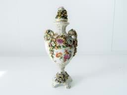 Pokaż szczegóły dla Potpourri Porzellan Prunk Deckelvase, Wiener Imitationsmarke, Ackermann & Fritz VEB, 43 cm Obraz Potpourri Porzellan Prunk Deckelvase, Wiener Imitationsmarke, Ackermann & Fritz VEB, 43 cm