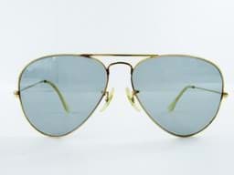Bild av Ray Ban Vintage Sonnenbrille 58 mit Turmalinfarbenen Gläsern

