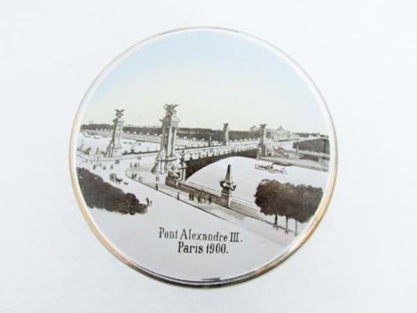 Bild av Antike Ansichten Deckeldose aus Glas um 1900, Seinebrücke Paris Pont Alexandre III., Glasdose
