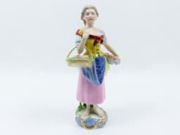 Visa detaljer för Herend Porzellan Figur, Blumenmädchen mit Körben, Wéninger Lászlóné, 20. Jh. Bild av Herend Porzellan Figur, Blumenmädchen mit Körben, Wéninger Lászlóné, 20. Jh.