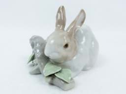 Visa detaljer för Lladro Porzellanfigur Hase / Kaninchen, Modellnummer 4772 Bild av Lladro Porzellanfigur Hase / Kaninchen, Modellnummer 4772