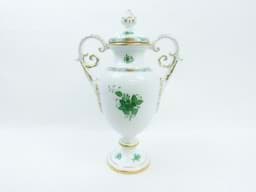 Picture of Herend Porzellan Deckelvase / Amphoren Vase, AV Apponyi, grün 6660