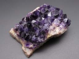 Picture of Amethyst Stufe, Druse, 234 Gramm