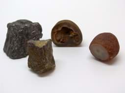 Image de Sammlung 4 x Mineralien, Achat Druse, Pyrit? usw.