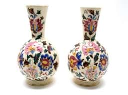 Bild von Orientalisches Vasenpaar mit floraler Emaille Bemalung, 20. Jahrhundert