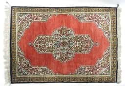 Bild von Alter Orientteppich Ghom mit Seide, Kartusche Medaillon