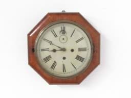 Bild von Antik Wanduhr Oktagon, 19. Jh., Philipp Haas & Söhne - Teutonia Clock Manufactory - Schwarzwald