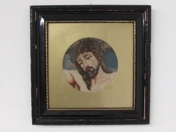 Bild von Antiker Schelllack Rahmen um 1900 mit gesticktem Jesus Bild