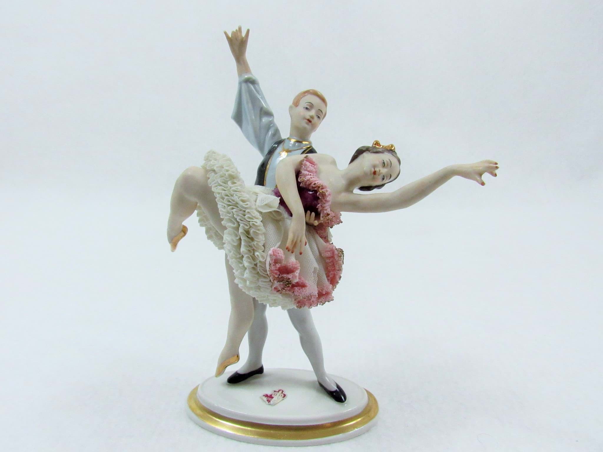 Image de Alboth & Kaiser Alka Porzellanfigur, tanzendes Ballett Pärchen, polychrom, Mitte des 20. Jahrhundert