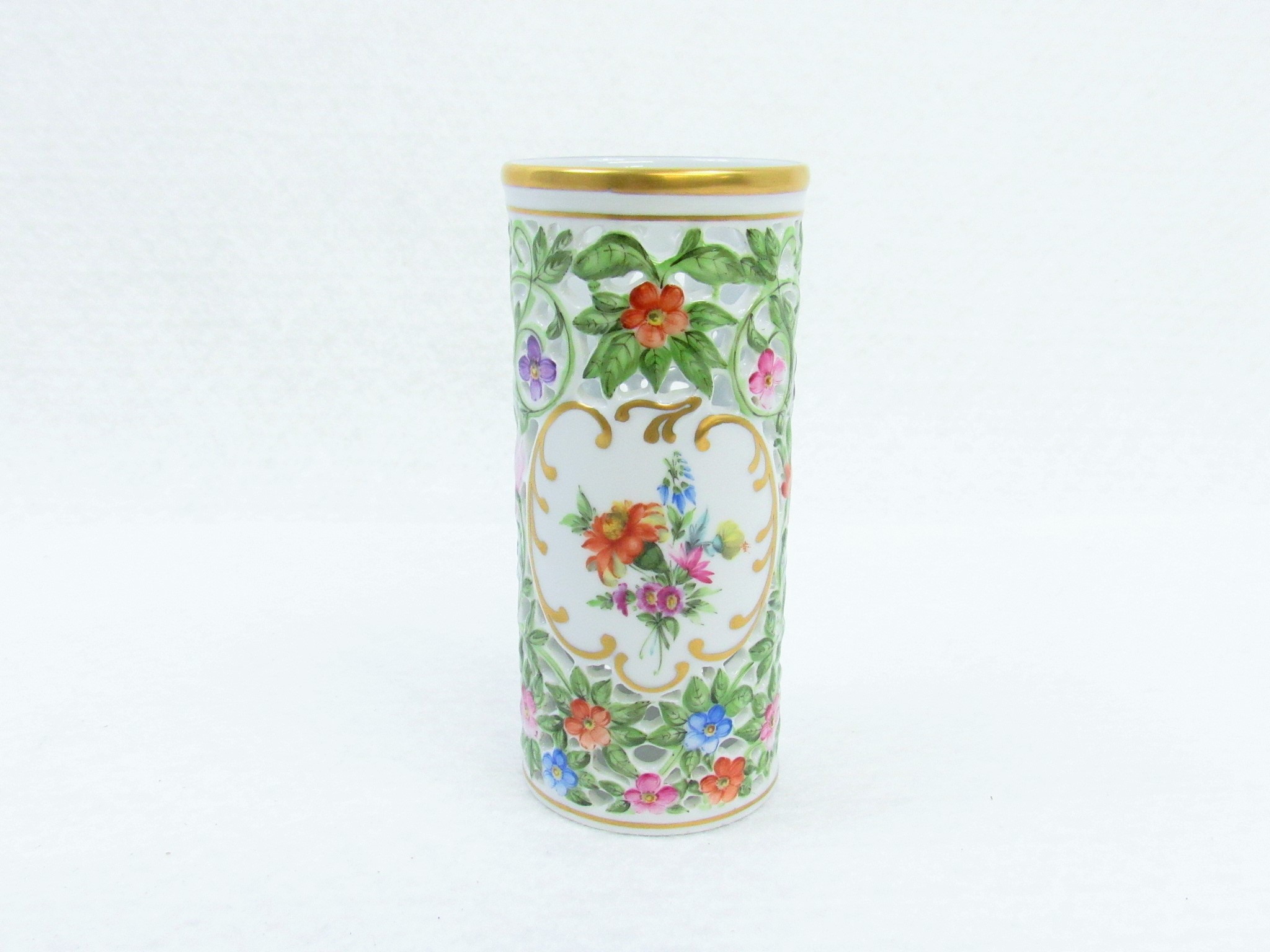 Obraz Herend Porzellan Vase mit Durchbrucharbeiten, Bouquet de saxe, 6416 BS