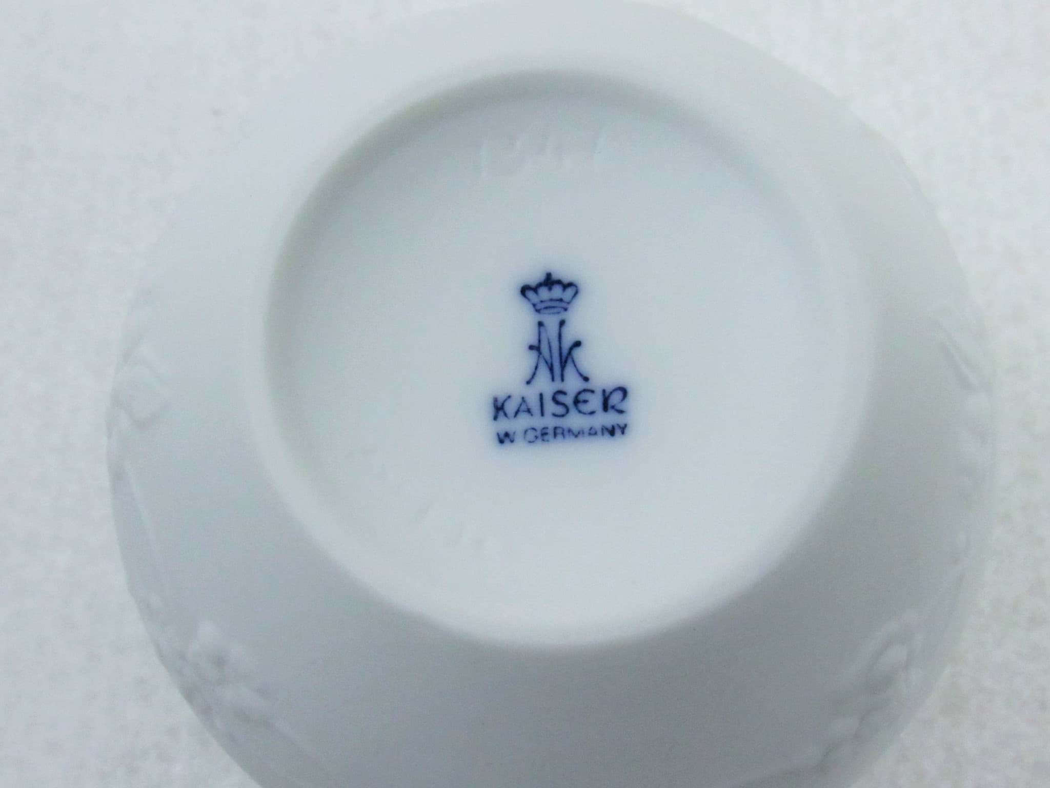 Kaiser uns Kugelform, Weiß, ✓ Biskuit kaufen ☆ Porzellan Vase, Sammlerparadies24 sofort im Onlineshop bei - AK