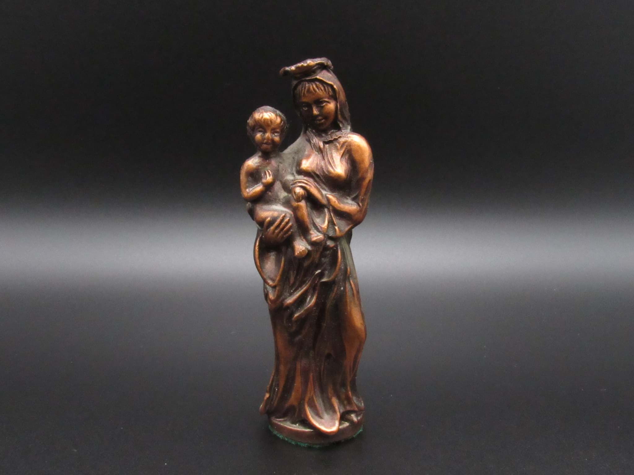 Bild av Kupfer Miniatur Skulptur, Madonna mit Kind
