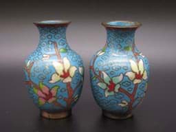Bild von Cloisonne Emaille Vasenpaar, China 20. Jh.