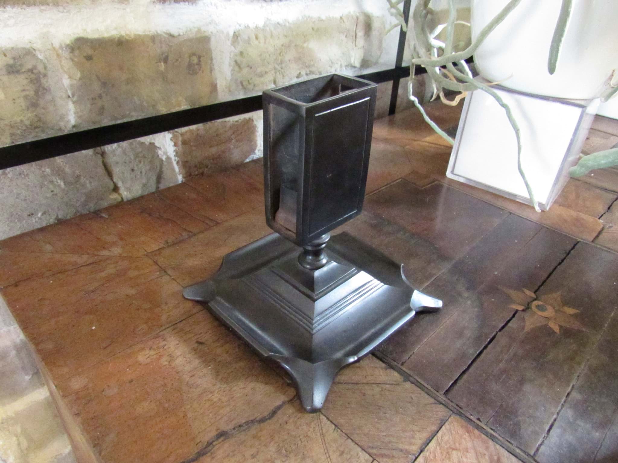 Bild von Antiker Streichholzschachtelhalter