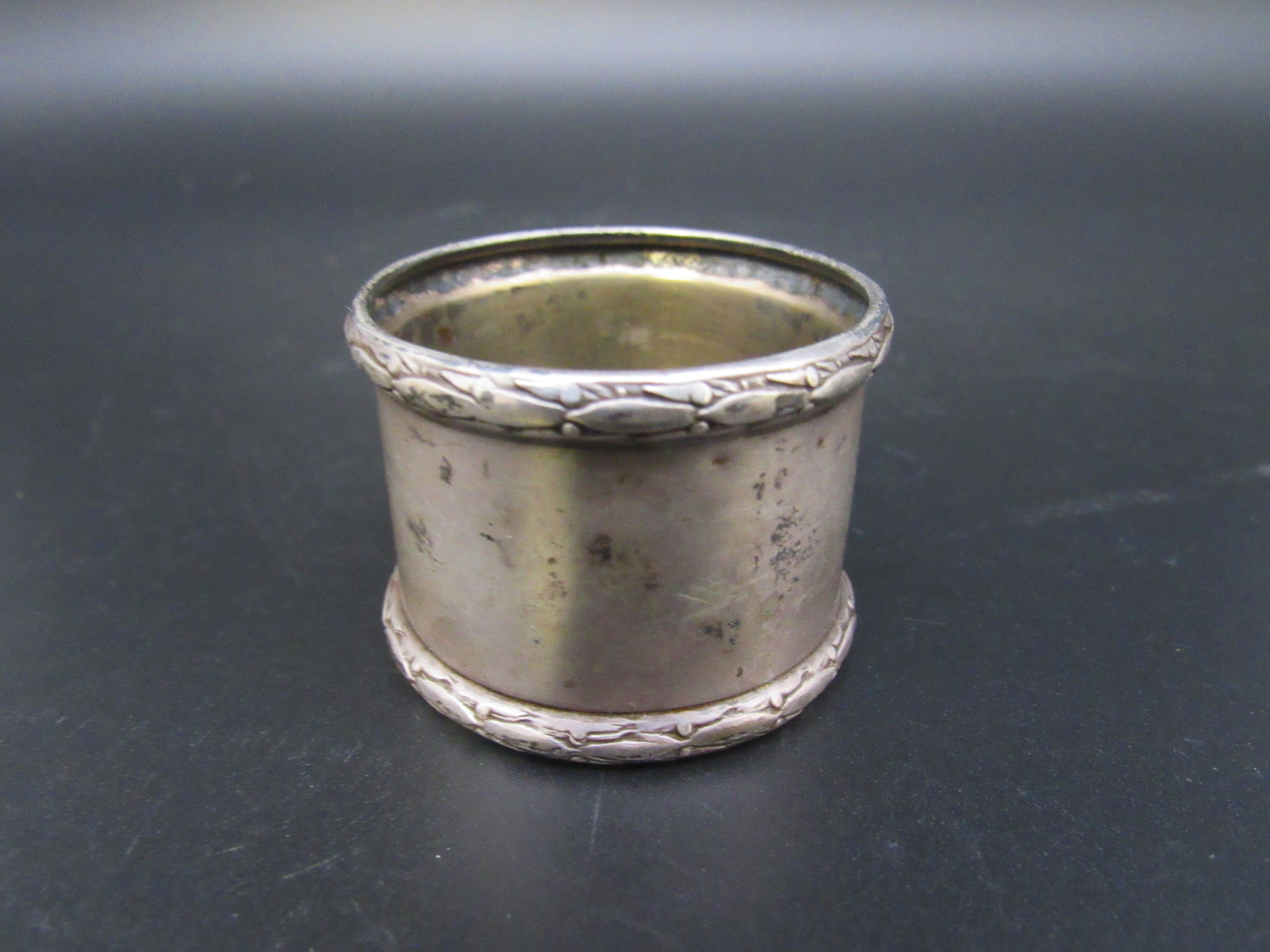 Antiker Serviettenring 800 Silber massiv mit Meistermarke TS?