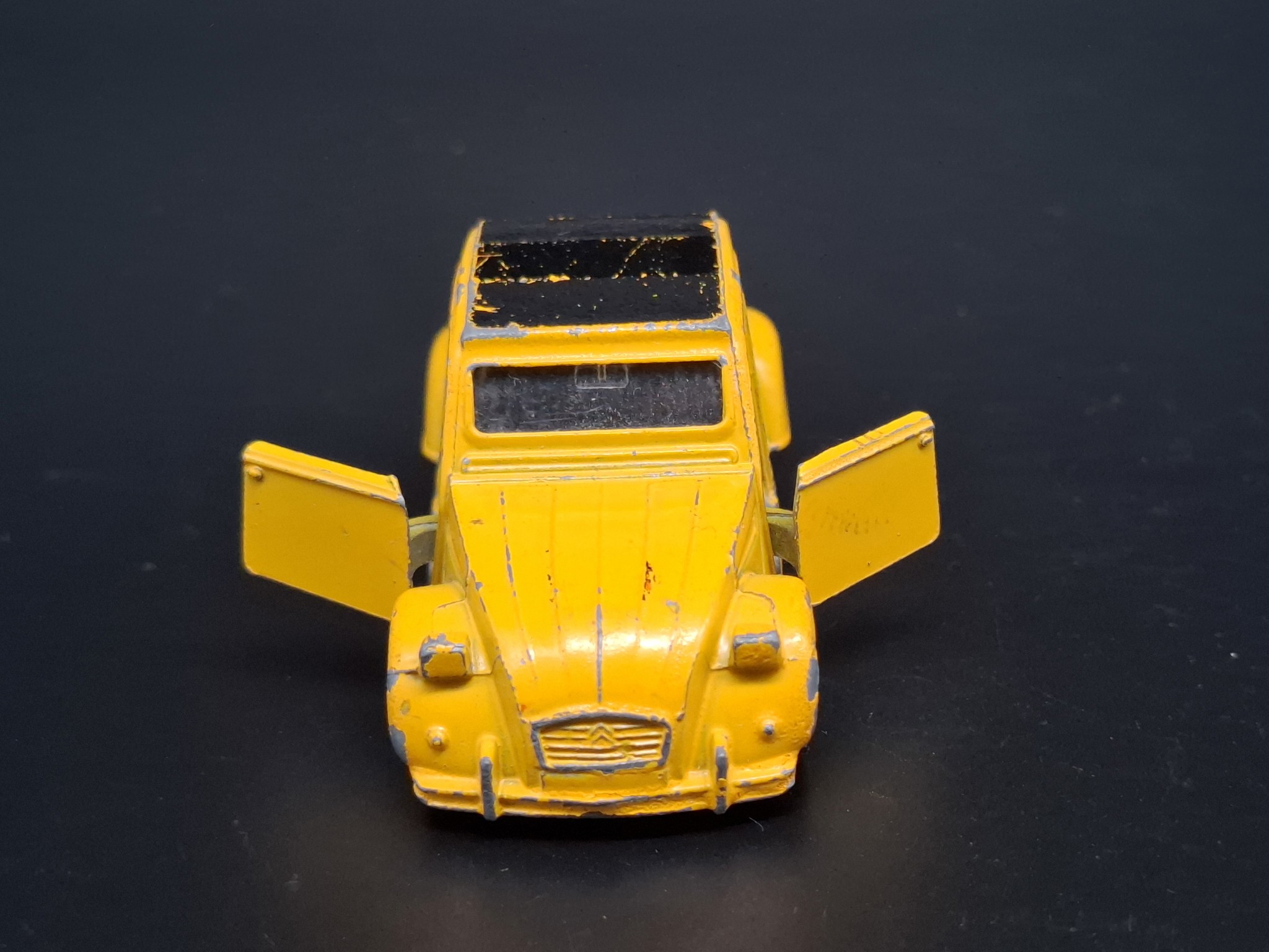 Matchbox Rolls Royce 1985 & Corgi Citroen 2CV6 Vintage Modellautos, Bild 4